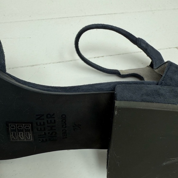 NWOT Eileen Fisher Navy Suede Women's Shoes - Picture 11 of 11